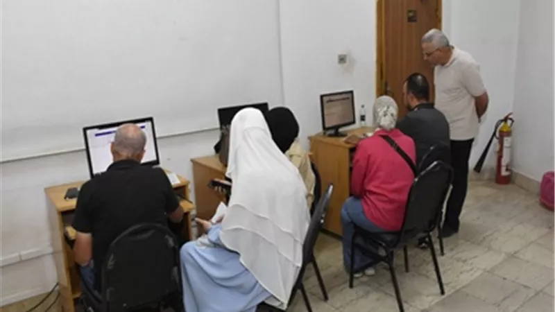 معامل جامعة عين شمس استقبلت ٦٠٠٠ طالب خلال المرحلة الأولى للتنسيق
