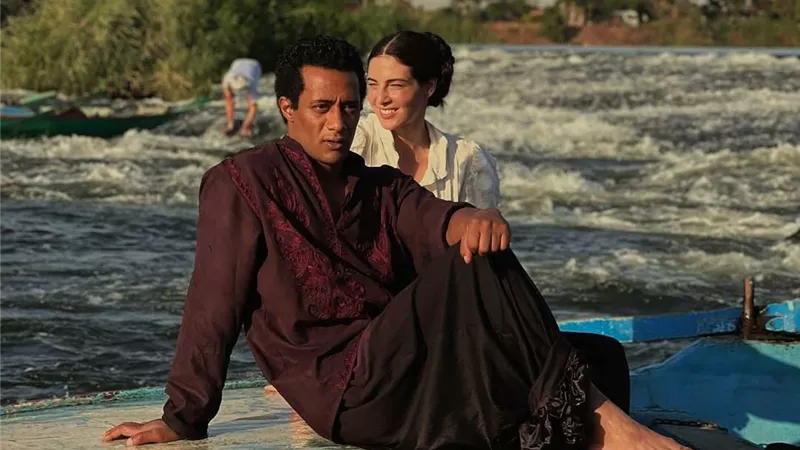 بصور من الكواليس.. محمد رمضان يروج لفيلمه الجديد 