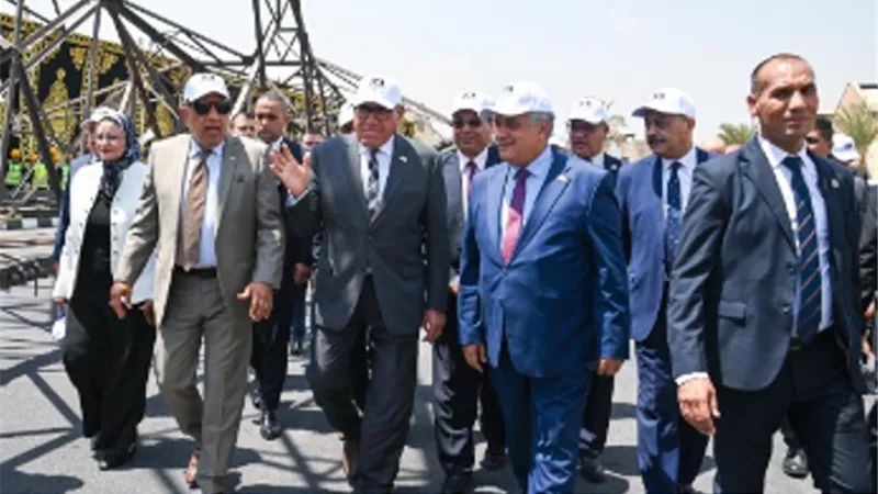افتتاح خط إنتاج أبراج كهرباء الجهد العالي بمصنع الطائرات