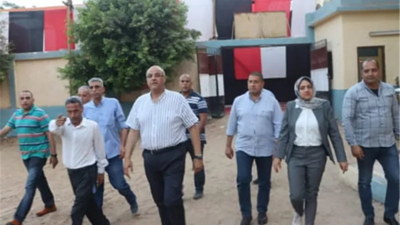 محافظ القليوبية يتفقد المقار الانتخابية بغرب وشرق شبرا الخيمة وقليوب