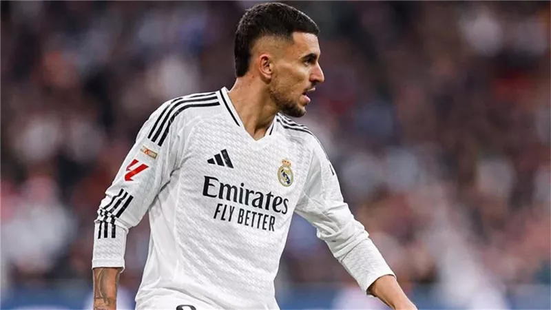 تطورات جديدة بشأن رحيل نجم ريال مدريد