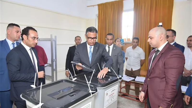 مصر ترسخ دعائم دولة ديمقراطية حديثة تقوم على مؤسسات قوية وفاعلة