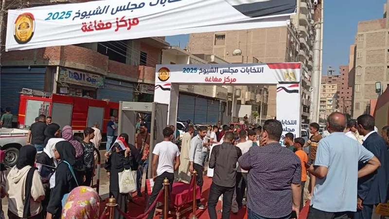صوت الشعب يتكلم في صناديق الشيوخ.. مشاركة قوية وآراء