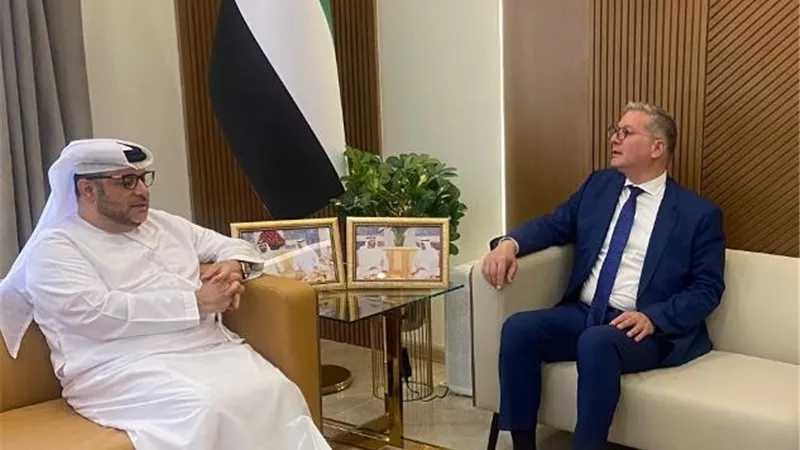 وزيرالبترول يبحث مع مدير الديوان الأميري بالفجيرة تعزيزالتعاون المشترك