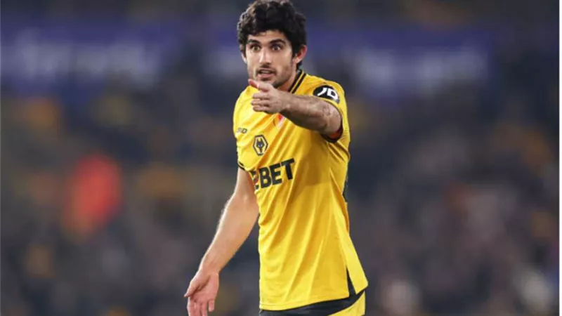 ريال سوسيداد يقترب من ضم نجم ولفرهامبتون مقابل 4 ملايين يورو