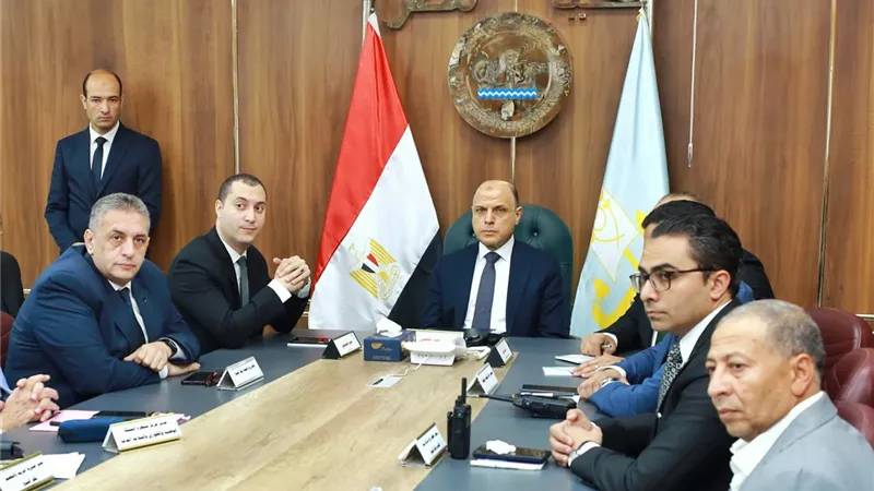محافظ كفرالشيخ يترأس غرفة العمليات ويتابع انتظام لجان الانتخابات