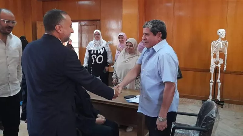 عمروعادل يشهداختبارات البرنامج التدريبي المتخصص في مهارات الولادة