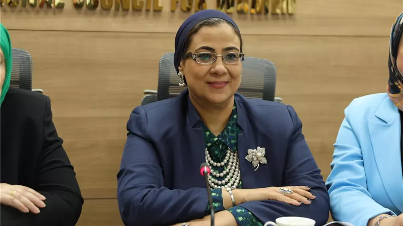 رئيسة القومى للمرأة تتابع مع محافظ البحيرة سير العملية الانتخابية