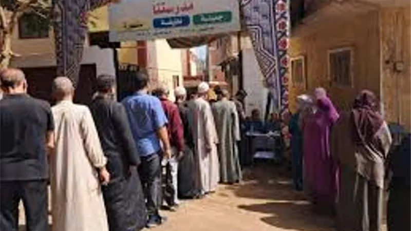 إقبال ملحوظ من المواطنين على لجان التصويت في المنوفية