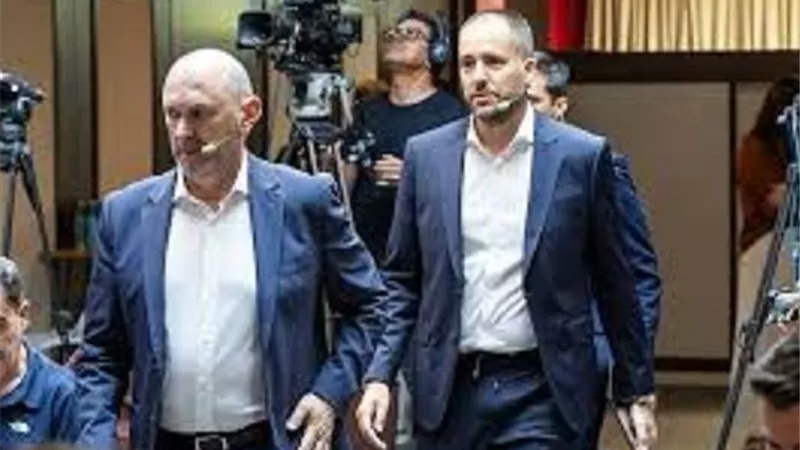 الكشف عن تشكيل لجنة التحكيم في إسبانيا لموسم 25 / 26