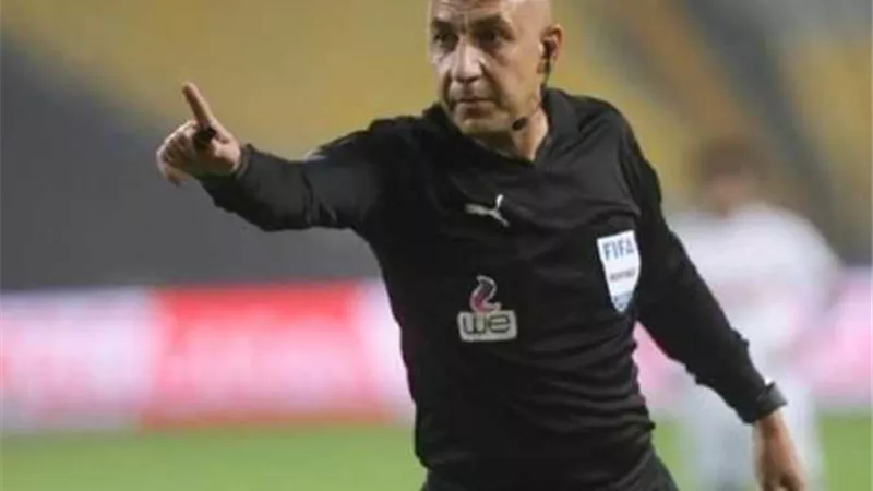 شاهد لأول مرة الحكم محمد عادل يرد على مقولة الاحتواء