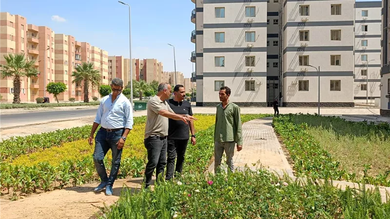 جهاز بدر يوجه بتكثيف أعمال الصيانة المستمرة للمسطحات الخضراء