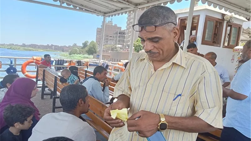 محافظ أسيوط يشدد على متابعة مشروع العبارات النهرية