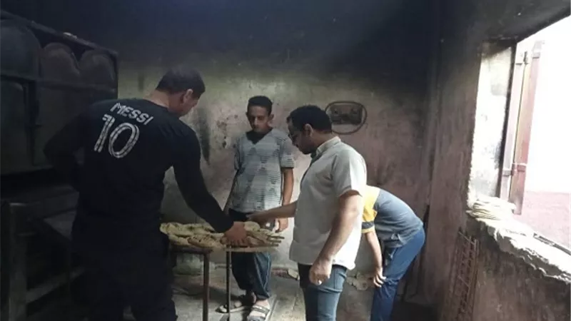 محافظ أسيوط: تحرير 13 محضرا تموينيا متنوعا خلال حملة على المخابز