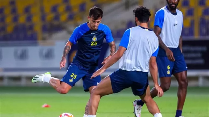 رغم استبعادهما.. أوتافيو ولابورت يشاركان فى تدريبات النصر السعودي