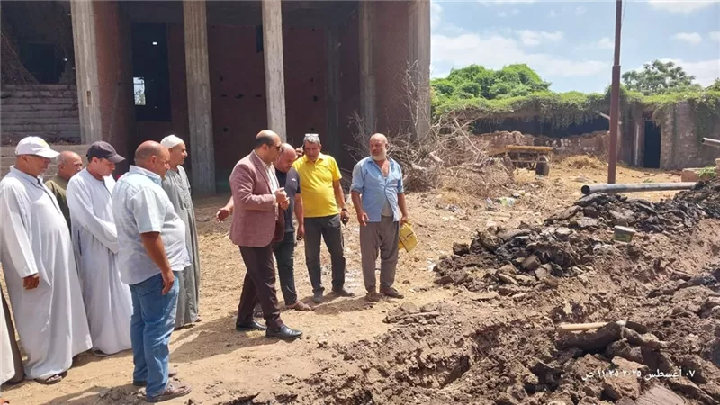محافظ كفرالشيخ: بدء تنفيذ مشروع خط خفض المنسوب بعزبة الفار بدسوق
