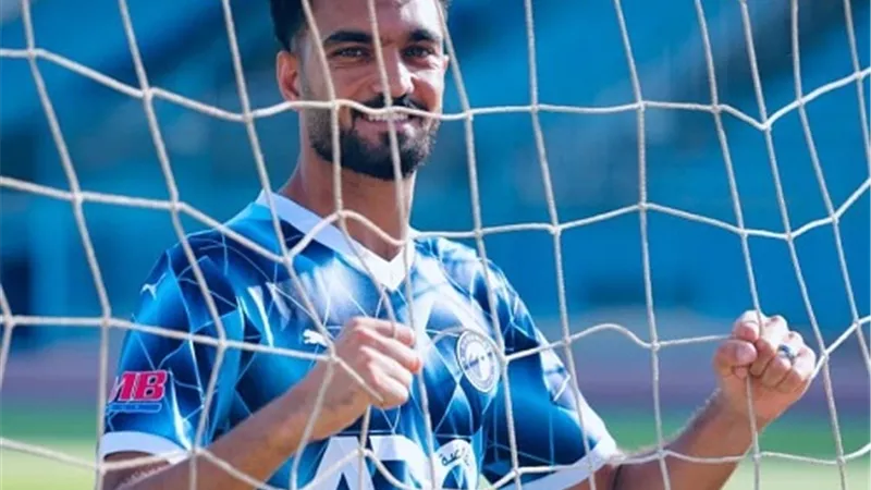 رسمياً..بيراميدز يعلن ضم مصطفى زيكو من زد