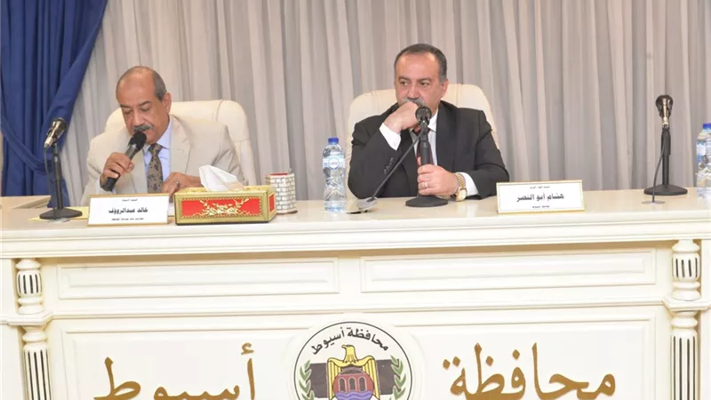 أسيوط تفتح أبوابها للاقتصاد وتعلن: الأولوية للشباب