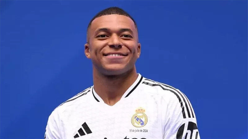 ريال مدريد: قميص مبابي الجديد الأكثر طلبا في المتجر الرسمي للنادي