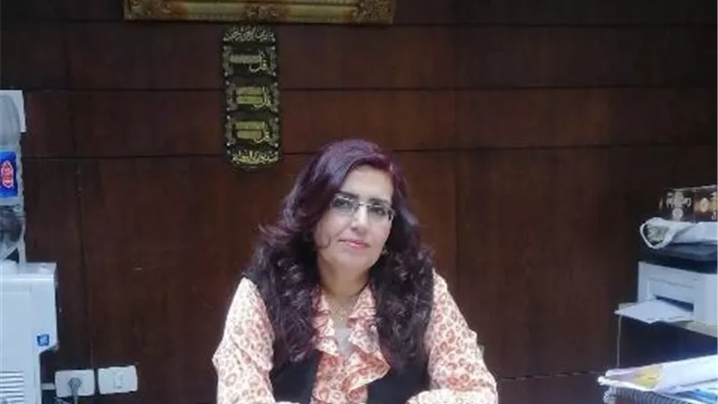 محافظ المنيا يعيّن الدكتورة نادية مكرم مستشارًا لشئون الصحة