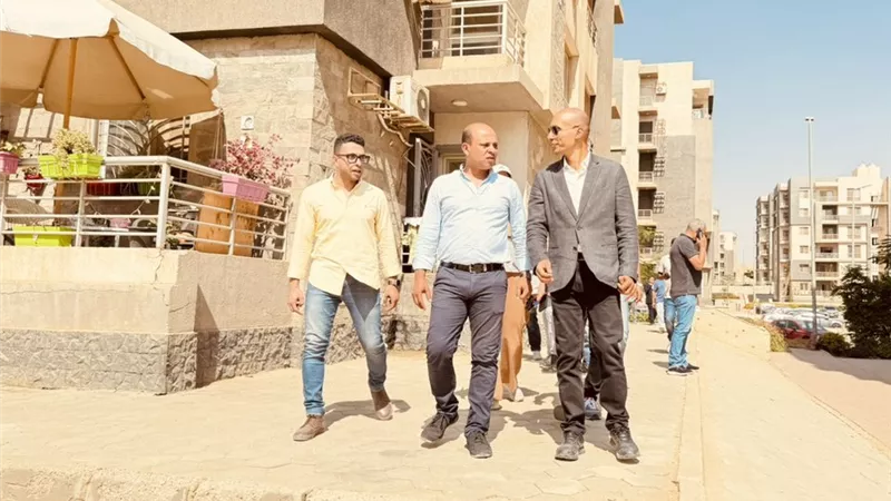 الغيطي وسرور يتعهدان بحلول عاجلة لمشكلات جنة بالقاهرة الجديدة