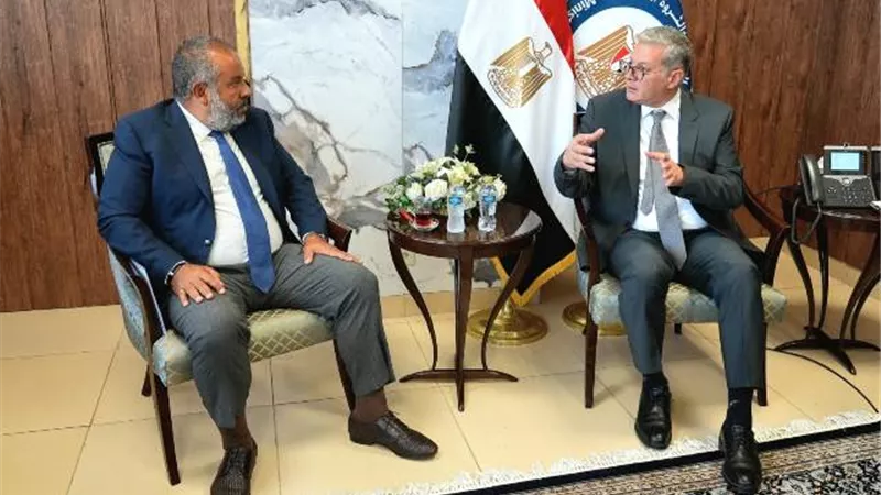وزير البترول:تشجيع مشاركة القطاع الخاص باستثماراته في استغلال الفوسفات
