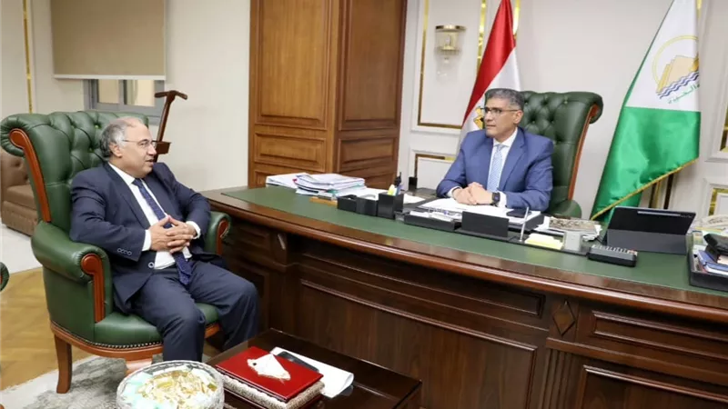 محافظ الجيزة يستقبل مدير مديرية التضامن الاجتماعي الجديد