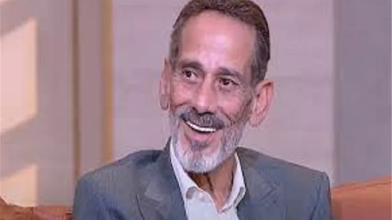 محمود عزب يشارك فى 
