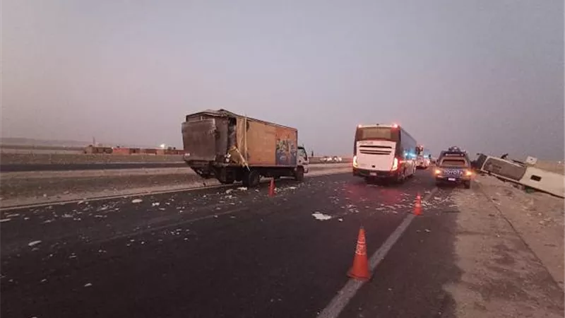ننشر أسماء المصابين في حادث تصادم أتوبيس وسيارة نقل بأسيوط