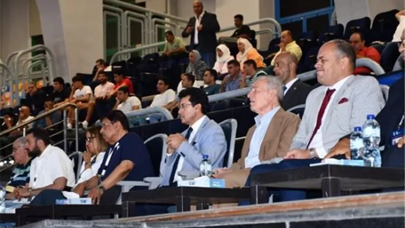 وزير الرياضة يدعم منتخب الناشئين أمام الدنمارك في مونديال اليد