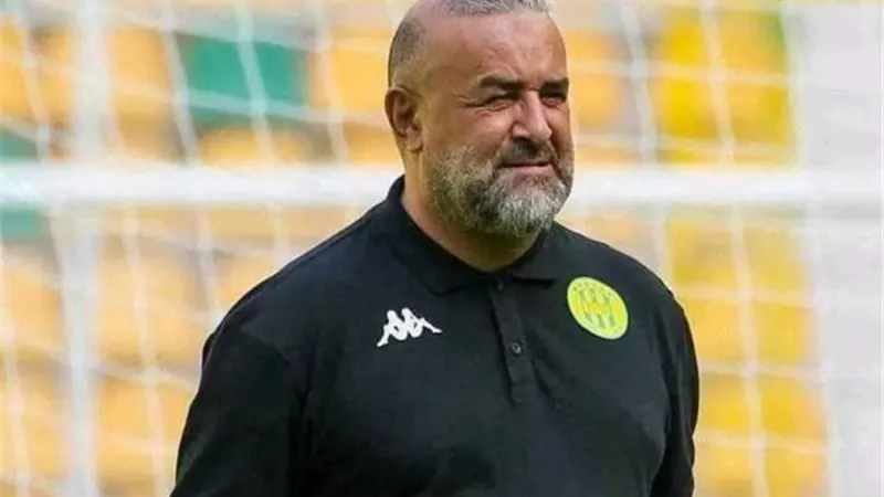 مدرب موردن يقود اتحاد العاصمة الجزائري فى الموسم الجديد