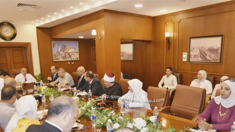 اجتماع لمتابعة الموقف التنفيذي لاستكمال الخدمات 