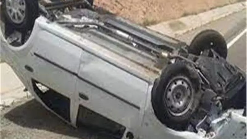 إصابة 3 فى حادث إنقلاب سيارة ملاكي بالشيخ زايد