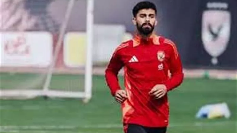 فحص طبي لنجم الأهلي قبل مواجهة فاركو