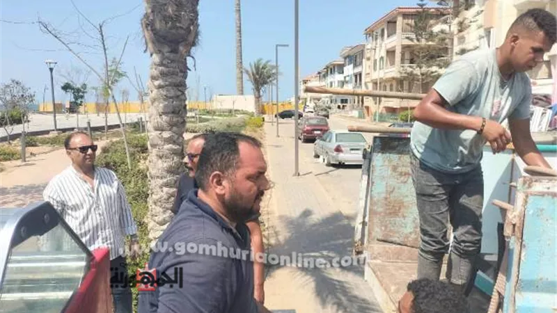 إغلاق المطاعم المخالفة برأس البر