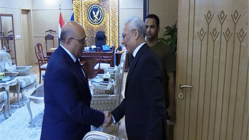 رئيس جامعة المنيا يهنئ مديرأمن المنيا الجديد يؤكد استمرارالتعاون