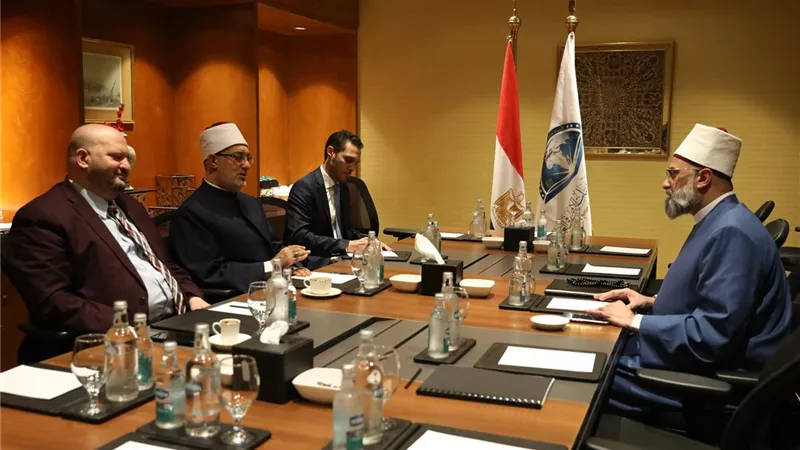 مفتي جنوب أفريقيا:أعتز بانتمائي للأزهرالشريف وتدريبي بإفتاء مصر