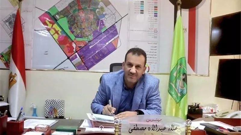 رئيس جهاز العاشر يكشف عن أحدث مشروعات المواصلات المتطورة بالمدينة صور