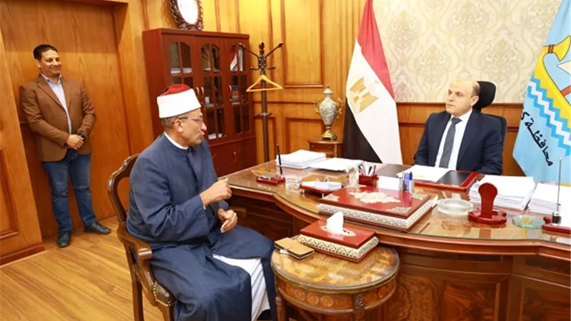 عبد المعطى يبحث مع رئيس المنطقة الأزهريّة الجديد بكفرالشيخ