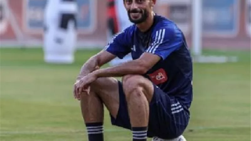 الأهلي يوافق على انتقال أحمد عبد القادر للدوري الليبي