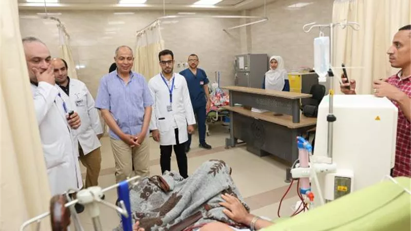 محافظ المنيا:دعم كامل للمنظومةالصحية واستجابة فورية لمطالب المرضي