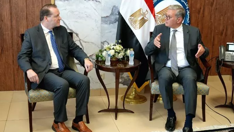 وزير البترول يبحث مع أنرجوس العالمية التعاون القائم في سفن التغييز