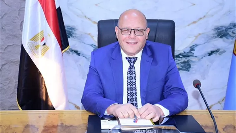 رئيس جامعة سوهاج يعلن الفائزين بجوائز الجامعة التقديرية