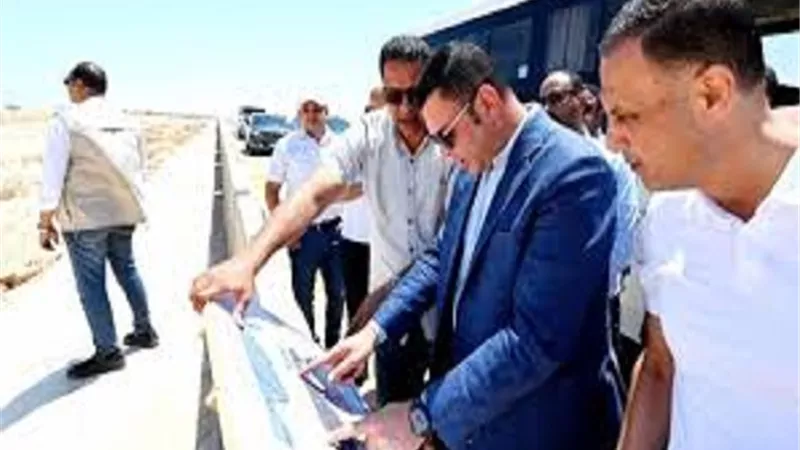 وزير الإسكان يتفقد مشروعات الأراضي البديلة بمنطقة شمس الحكمة
