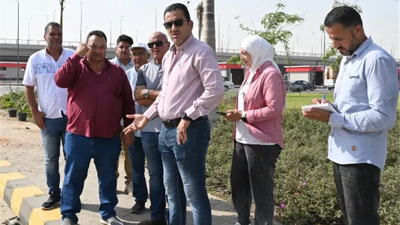 رئيس جهاز العاشر من رمضان يتابع أهم أعمال الزراعة فى المدينة.. صور
