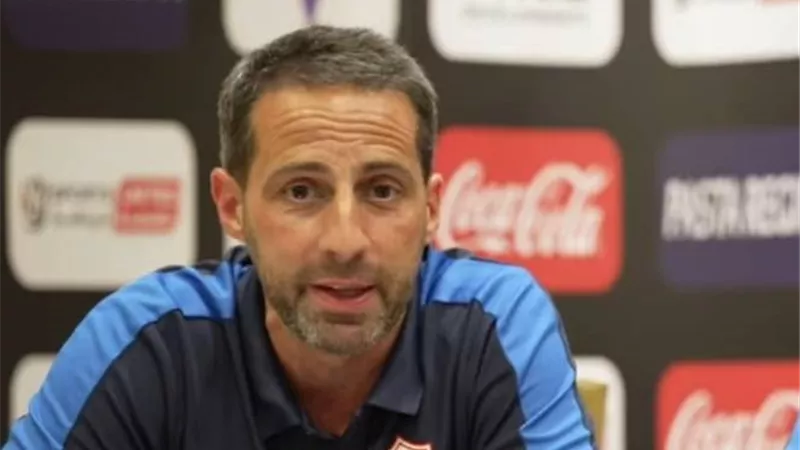 فيريرا بعد تعادل الزمالك مع المقاولون : أرضية الملعب لم تساعدنا