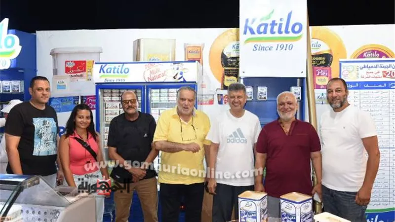 رئيس الغرفة التجارية بدمياط يتفقد مهرجان الجبن الدمياطي