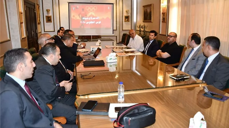وزير الرياضة ورئيس الاولمبية يستعرضان خطط الاستعدادات لاولمبياد لوس أنجلوس