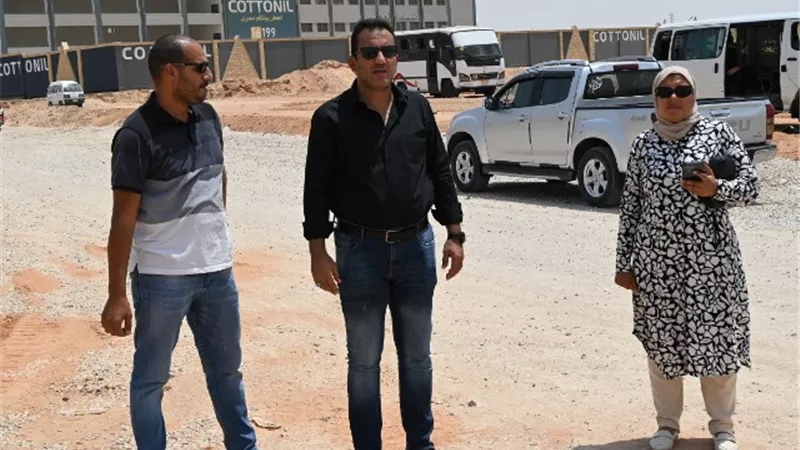 خطوة مهمة من رئيس جهاز العاشر بشأن ملف الأراضى الصناعية.. صور
