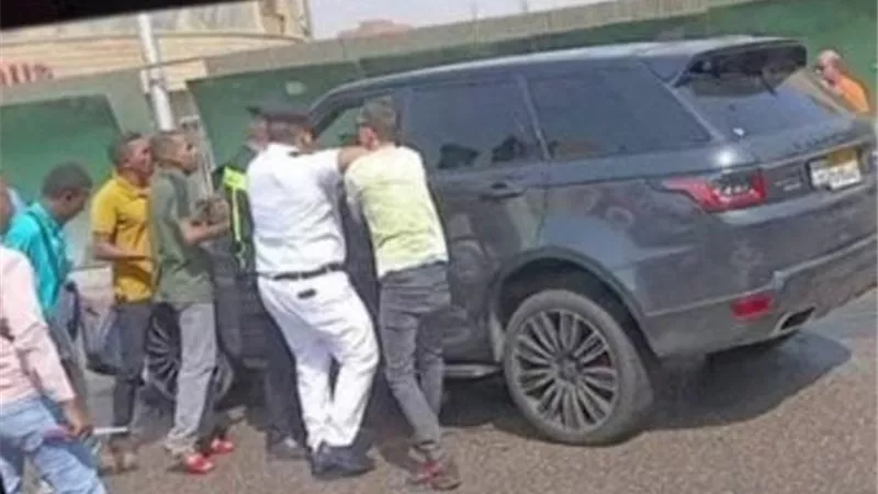 تجديد حبس السائح المتسبب بحادث أعلى كوبري أكتوبر
